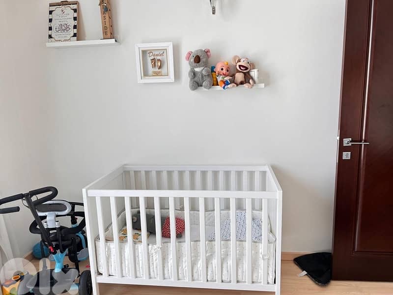 ikea crib+ mattress+ waterproof cover+ 3bed sheets 0