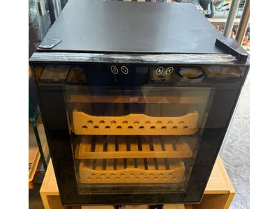 electrical cigar humidor