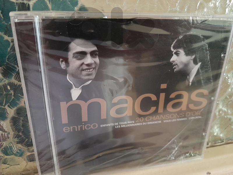enrico macias .