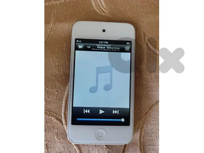 ipod touch 4 with dock speakers