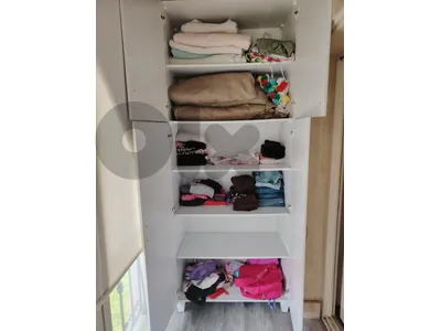 closet white