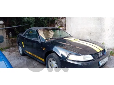 Ford Mustang 2000