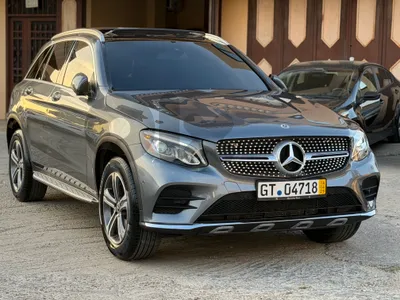 GLC 300 model 2019 Full Led panoramic