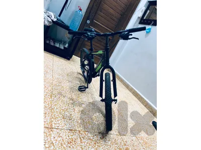 بسكليت مستعمل شبه الجديد موجود برج حمود