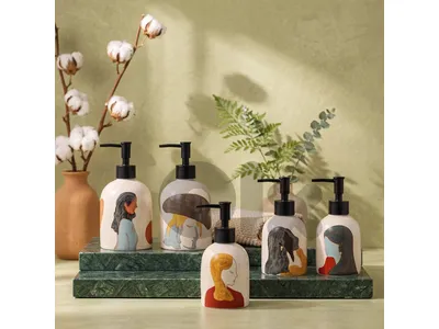 Soap dispenser
