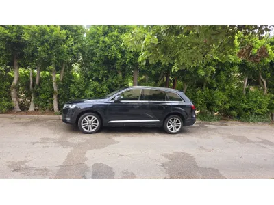 Audi Q7 2016 6 cylindrss