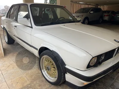 BMW 3-Series 1989 ١٩٨٩