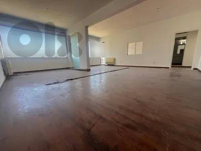 Badaro - Office for RENT.