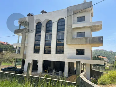 Apartment for sale in aley شقة للبيع في عاليه حي الوطى