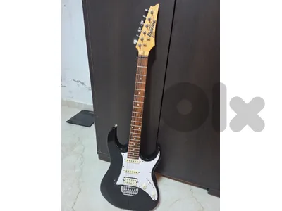 Ibanez Gio Electric Guitar + Marshall Amp