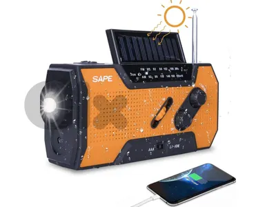 Solar Radio, AM/FM with Crank, Rechargeable,Waterproof,Dynamo Light.
