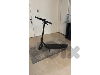 Segway Ninebot KickScooter MAX G2 - Like New