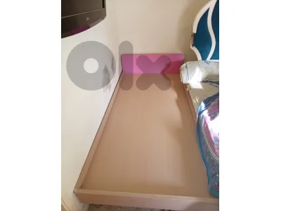 تخت مفرد وتخت مجوز