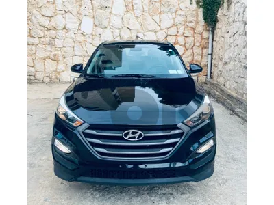 Hyundai Tucson 2018 - 4WD - No Airbag Deployed - Super Clean Hyundai Tucson 2018 - 4WD - No Airbag Deployed - Super Clean