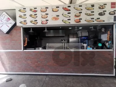 Kiosk restaurant food truck مطعم