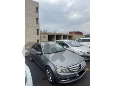 Mercedes-Benz C-Class 180 Gray 2011 Mercedes-Benz C-Class 180 Gray 2011