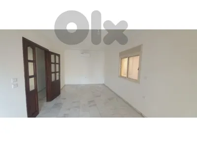 Apartment For Rent in Sakiet El Janzeerشقة للإيجار في ساقية الجنزير Apartment For Rent in Sakiet El Janzeerشقة للإيجار في ساقية الجنزير