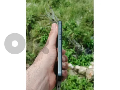 iphone 15 Pro max ( 256 Gb ) Waterproof / battery 86 %
