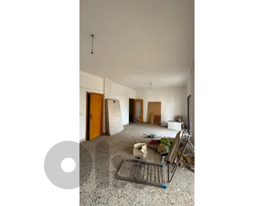 Apartment for sale in jdeideh-شقة للبيع في جديدة