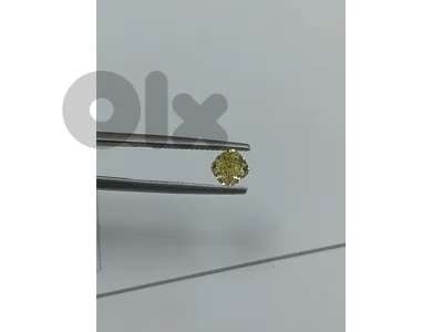 natural fancy light yellow cushion. 1.04 ct si2 clarity