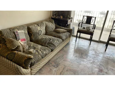2 sofas