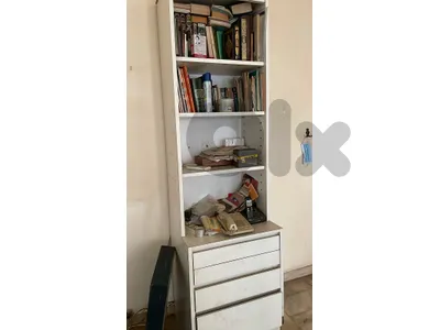 Bookshelf