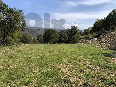 land in chahtoul