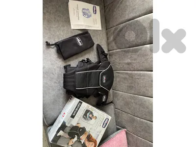 chicco baby carrier. new never used. جديدة غير مستعملة