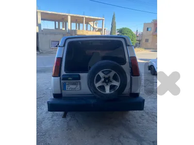 لاند روفر ديسكفري 2004 ٢