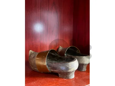 Vintage Wooden Clogs Chalet Mountain Decor Savoie Folk Art 19th Century. Vintage Wooden Clogs Chalet Mountain Decor Savoie Folk Art 19th Century.