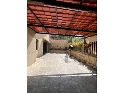 Apartment for Sale in Mansourieh with terrace
