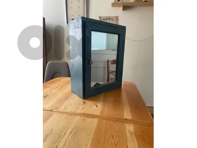Medicne cabinet