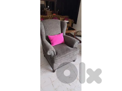 2 living room set and 2 sofa chairs