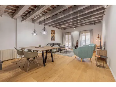 Barcelona get your residency! renovated brand-new apartment prime location PR-00457
