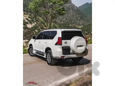 2019 Toyota Prado, 90,000 km only, complete service history