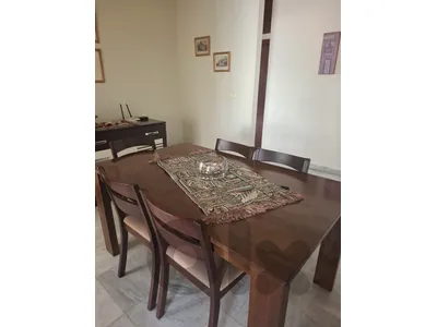 غرفة سفرة شبه جديدة
