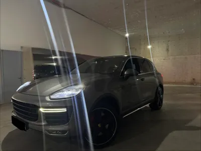 2015 Porsche Cayenne TURBO