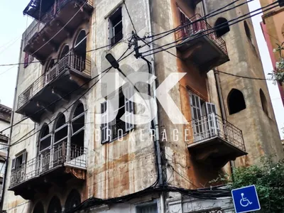 L21341- 478 SQM Land with Traditional Style Building For Sale in Saifi