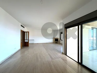 L21349 - Apartment in Prime Location For Sale in Mar Chaaya, Broumana