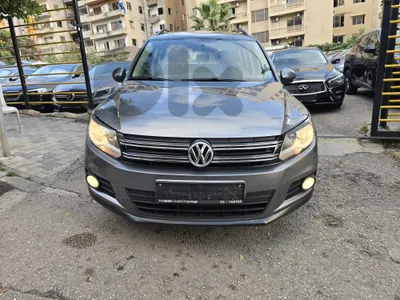 Volkswagen Tiguan 4WD 2013 Kettaneh Source and Service 80000km