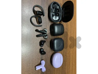 4 earphones for sale