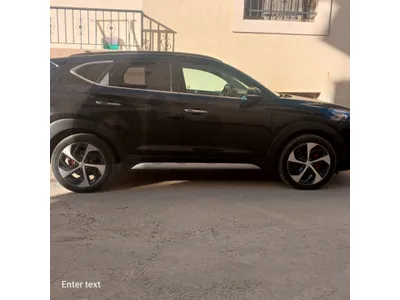 Hyundai Tucson 2017 فرش جلد ردارات اضويه لد فتحت بناروامك شاشه خلفيه بصمه