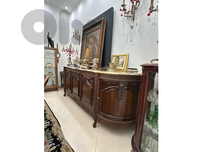full dining room