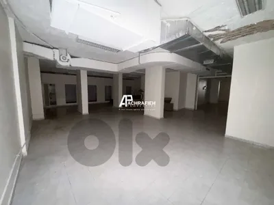 240 Sqm - Underground Warehouse For Rent in Achrafieh