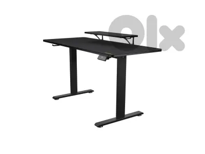 Cougar E-STAR 120 Electric Gaming Desk used as new