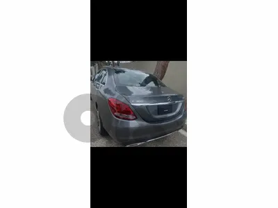 Mercedes-Benz C-Class 2018 c 300 Mercedes-Benz C-Class 2018 c 300