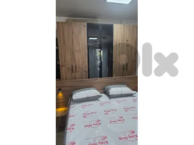 full bedroom with lighting غرفة نوم مجوز مع إضاءة