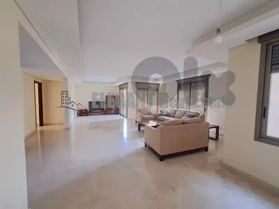 Spacious Apartment with Big Terrace !