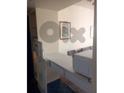 FULLY FURNISHED STUDIO IN AIN EL MRAISSEH PRIME | SEA VIEW | JNR-335
