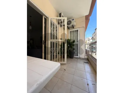 Spacious one bedroom apartment for rent in Achrafieh.